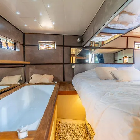 Boat, Vintage Yacht Botel