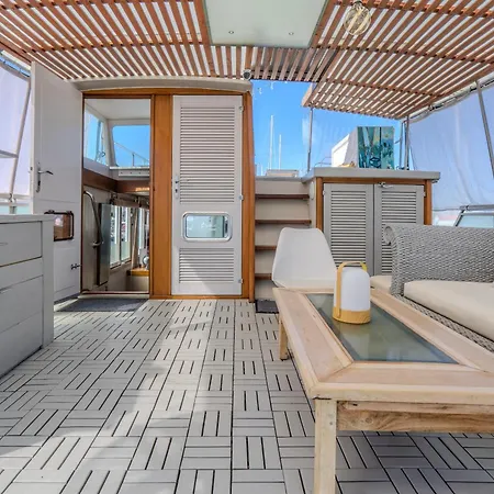 Boat, Vintage Yacht * Bordeaux