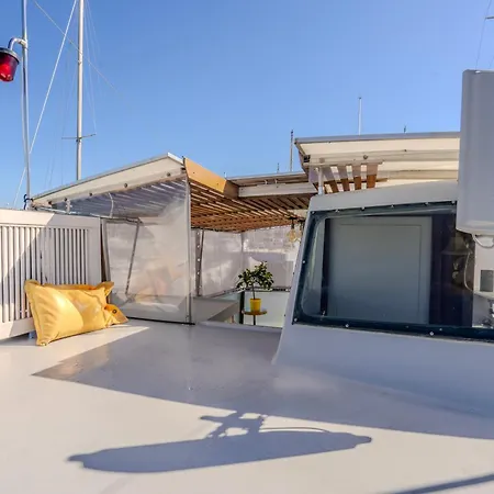 Boat, Vintage Yacht Botel Bordeaux
